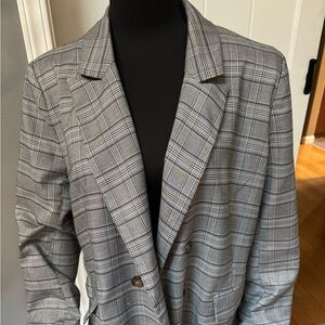 Lined plaid style blazer